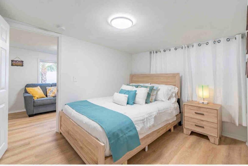 Lovely 2 Bedrooms, Steps Away From The Beach. Bradenton Beach Eksteriør bilde