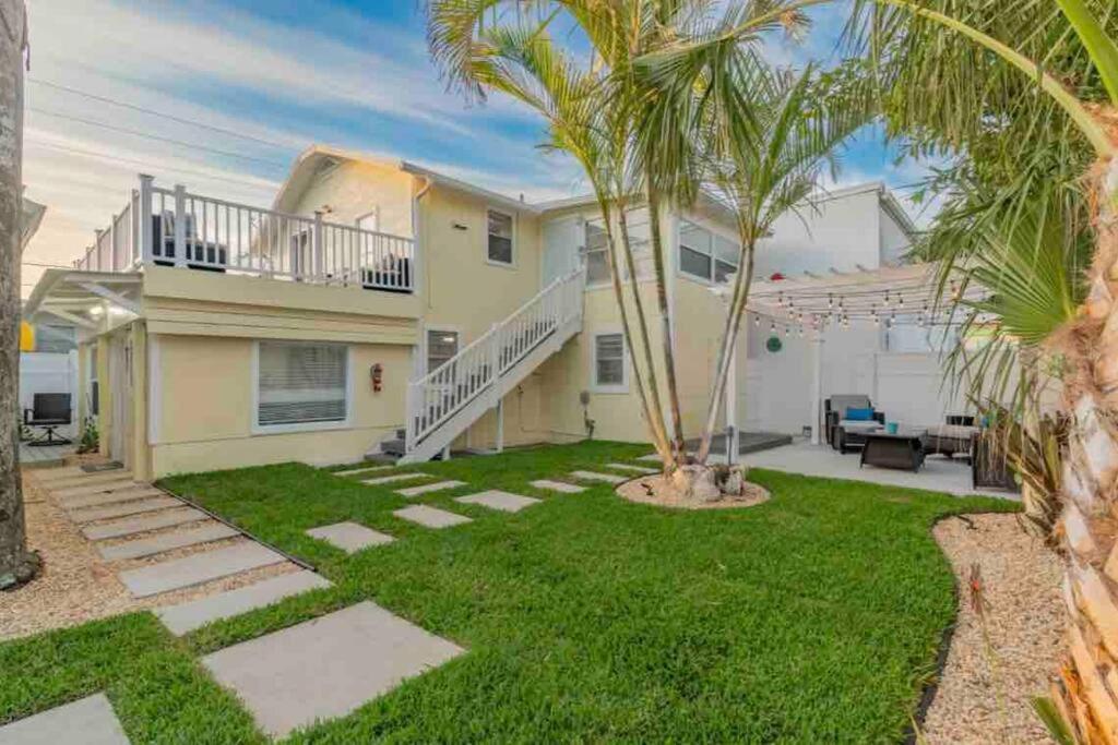 Lovely 2 Bedrooms, Steps Away From The Beach. Bradenton Beach Eksteriør bilde